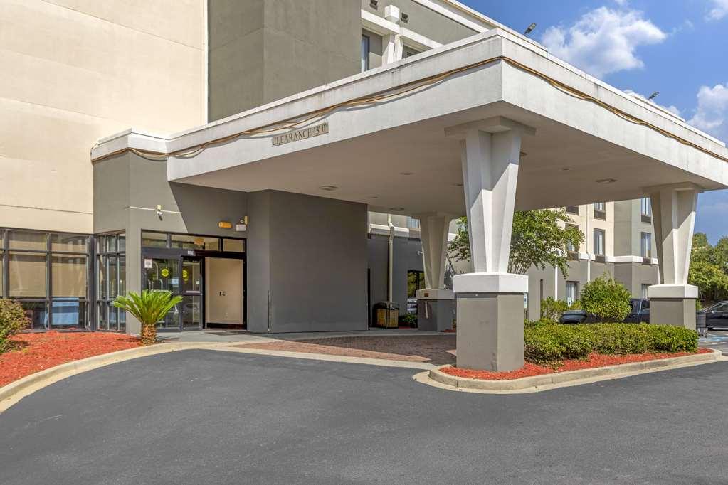 Comfort Suites Columbia Northeast - Fort Jackson Exterior foto